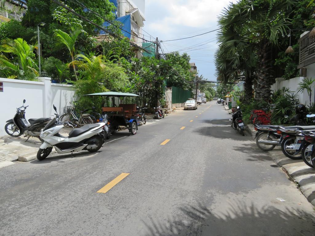 The Little Garden Boutique Hotel Phnom Penh Exterior foto